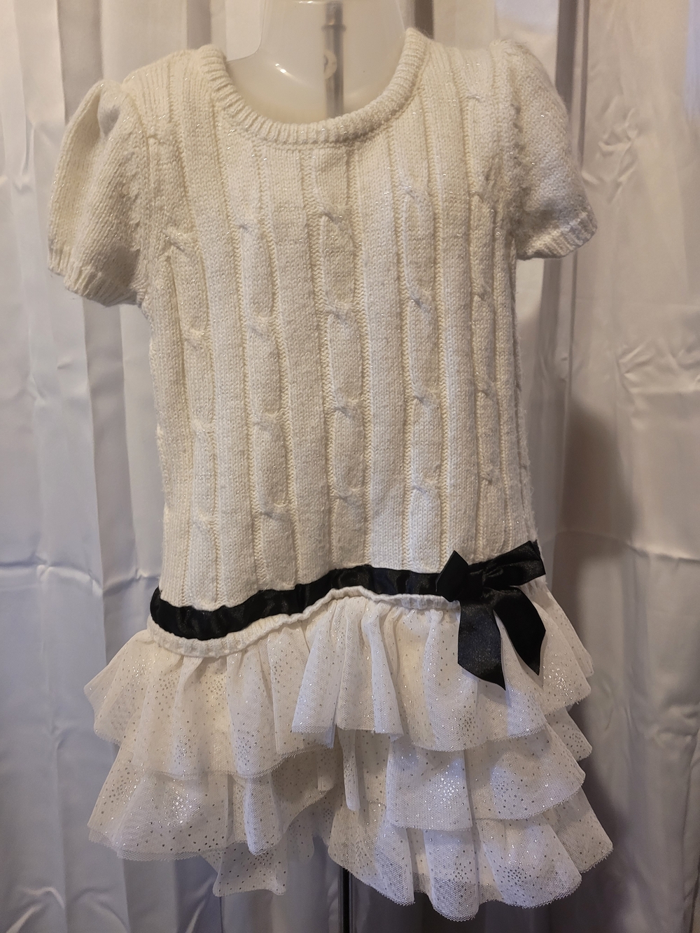 1989 Place White Knit Ruffle Dress with Black Ribbon